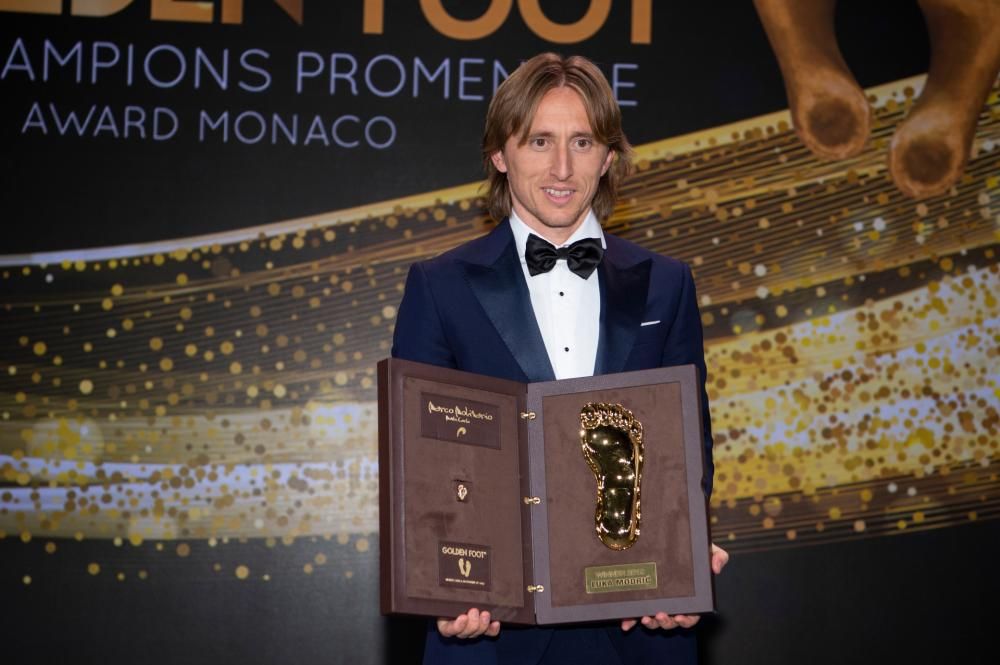 Luka_Modric_17th_Golden_Foot_Award_2019-1573637844162jpg--