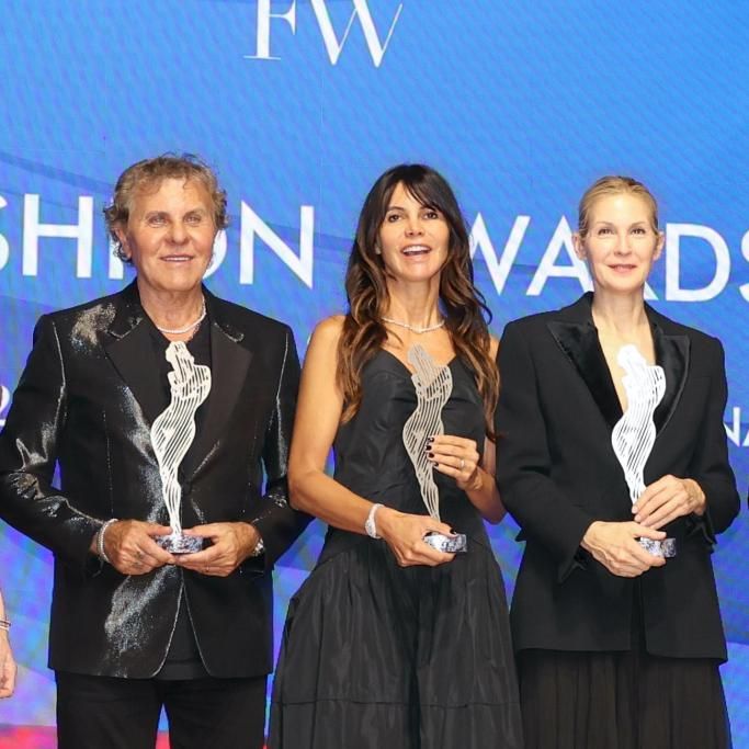 MCFW-Fashion_Awards_Cermony_02_Renzo-Rosso_Arianna-Alessi_Kelly-Rutherford-2025-1745830220873jpg--