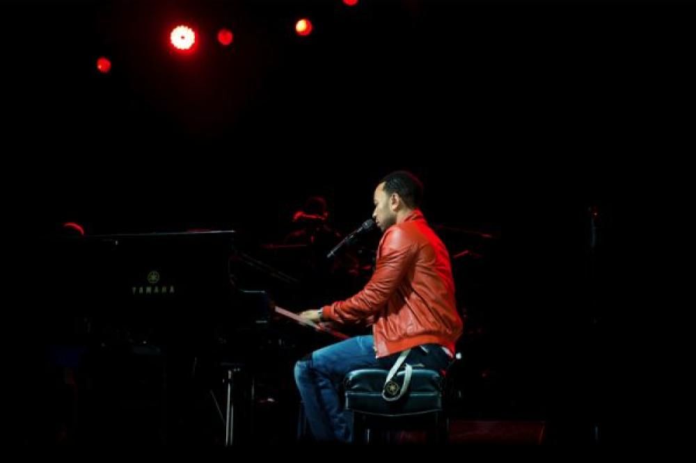 MAT2147jpg--john_legend