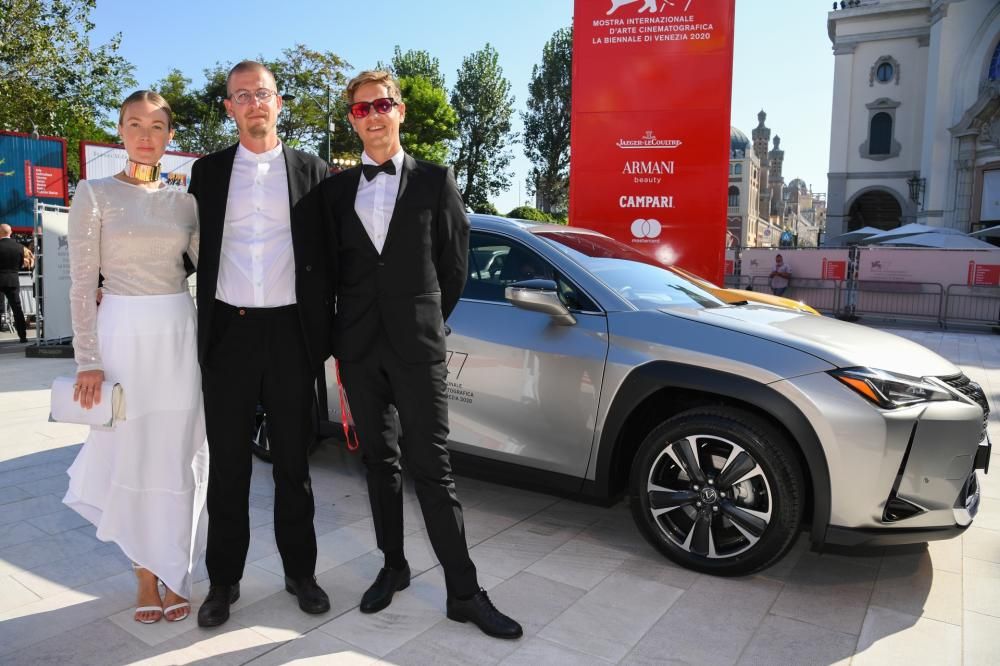 Mia_Van_Veen_Loeb__David_Loeb_and_David_Jancso_2-1599399936900JPG--mia_van_veen_loeb__david_loeb_e_david_jancso