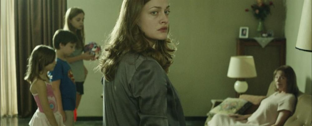 Miss_Violence_04jpg--miss_violence