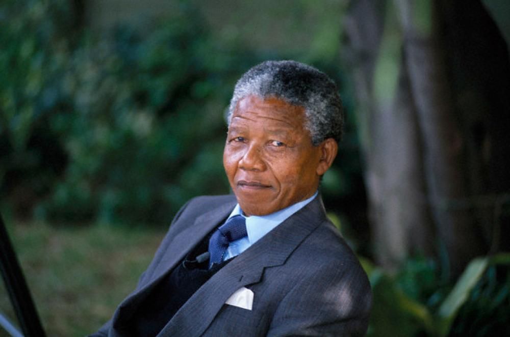 Nel-1990-a-Sowetojpg--nelson_mandela