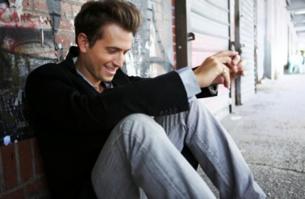 Peter_Cincotti_8_credit_Jesper_Justesenjpg--peter_cincotti
