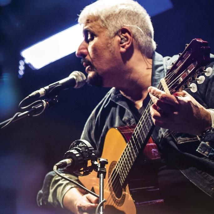 Pino-Daniele_Acustico1x1jpg--04_001