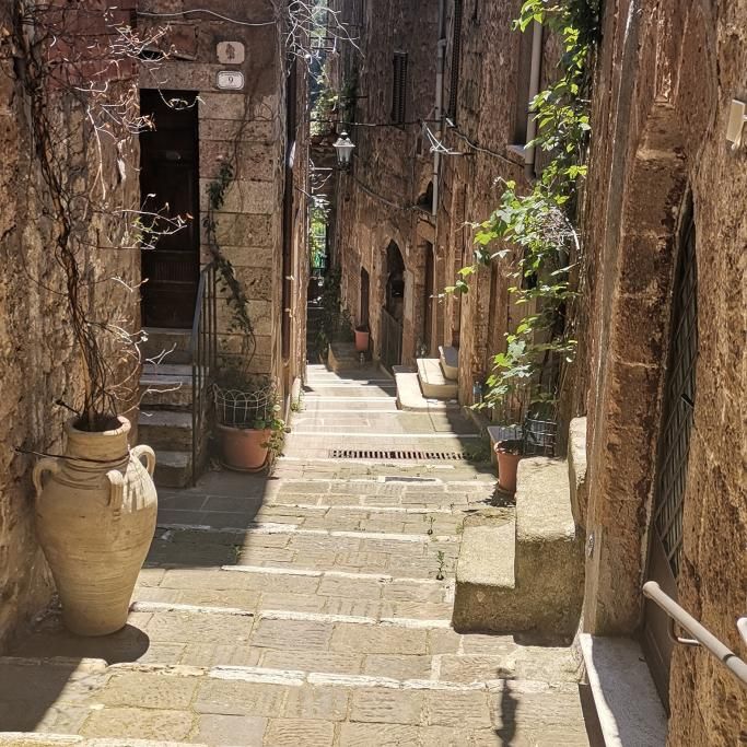 Pitigliano_photo_by_Anna_Maria_Gambino-1700133502631jpeg--