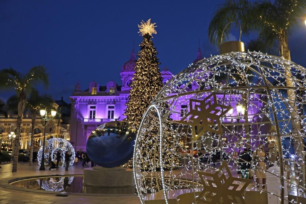 Place-du-Casino-3H6A6143_Monte-Carlo_SBM-1639567267252jpg--