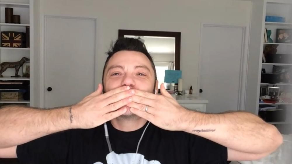 RMC_TIZIANO_FERRO_10-11-2020_8-1605103946317jpg--