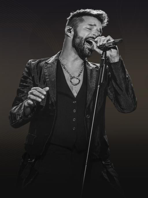 Ricky_Martin-1688716784609jpg--