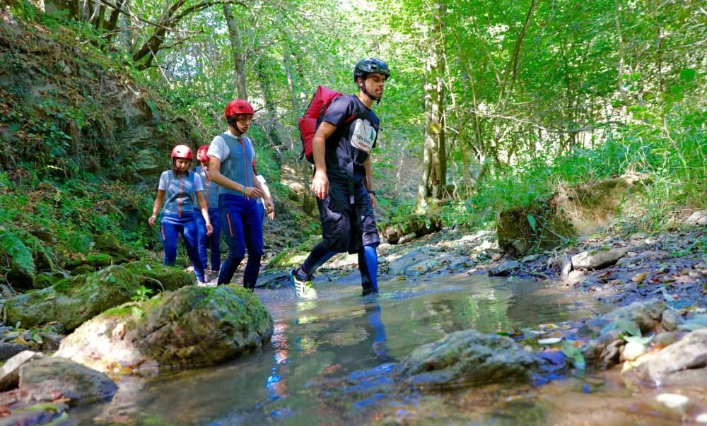 River_trekking_in_Valle_Stura_-_Archivio_fotografico_ATL_del_Cuneese___5_-1710772795242jpg--