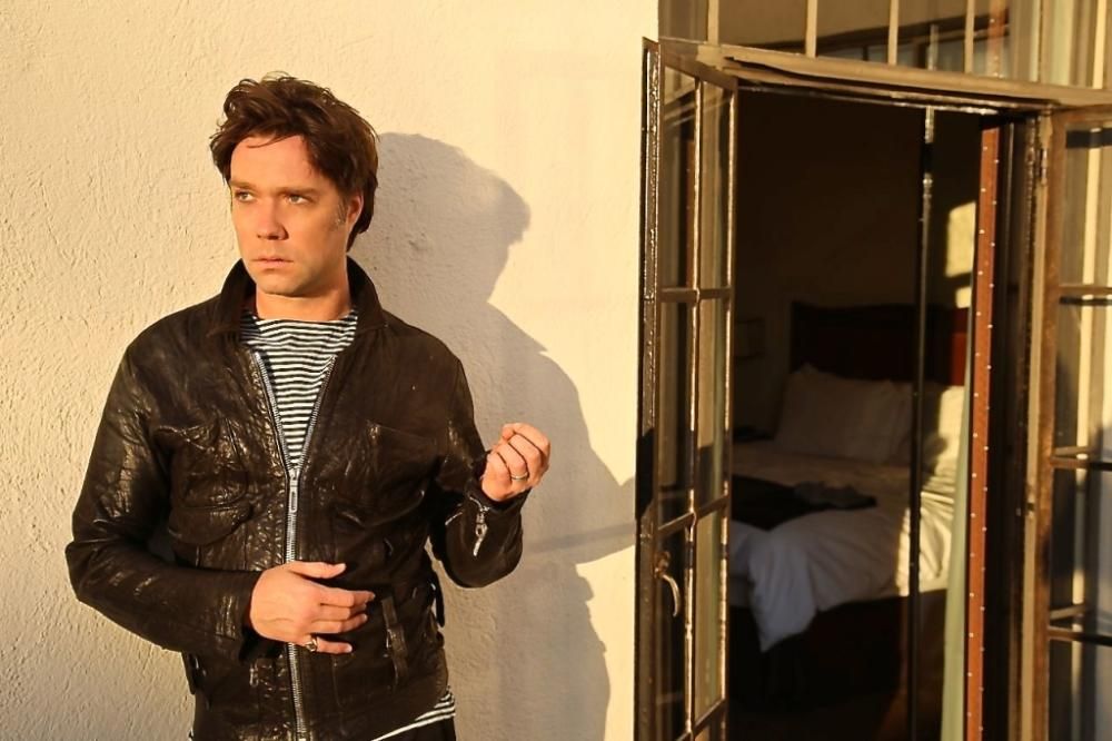 Rufus-Wainwright-CSeanJames03jpeg--rufus_wainwright__
