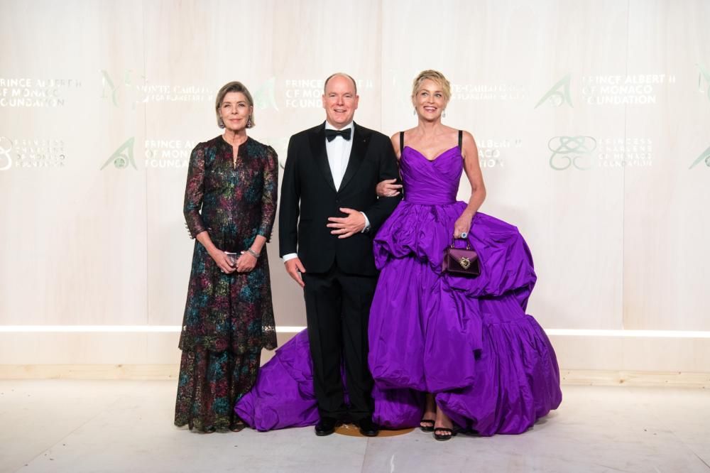 SAR_la_Princesse_Caroline_SAS_le_Prince_Albert_II_de_Monaco_et_Sharon_StoneEric_Mathon_Palais_Princier-1632477861861jpg--