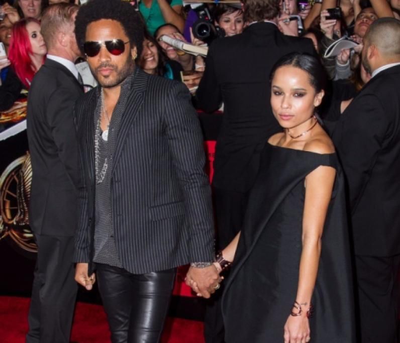 Sua-Psichedelia-Lenny-Kravitz-sul-tappeto-rosso-con-la-bellissima-Zoe-la-figlia-avuta-dallattrice-Lisa-Bonetjpg--_