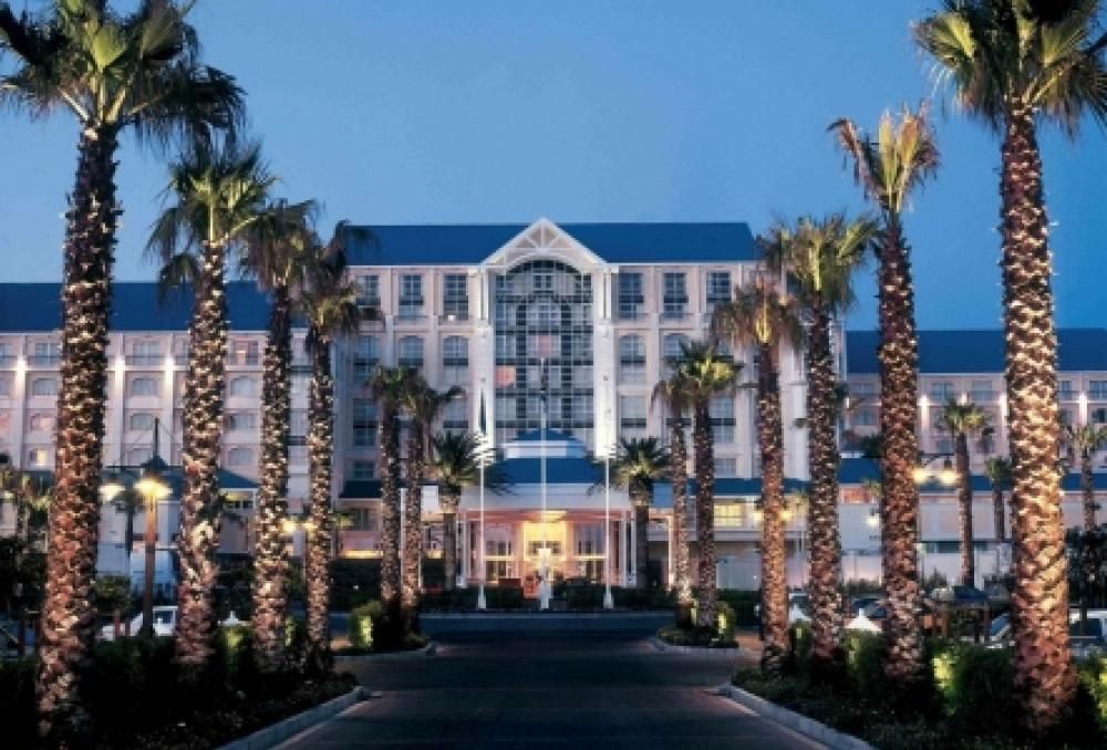 The_Table_Bay_Hotel_-_esternajpg--sposa_ideale___sudafrica