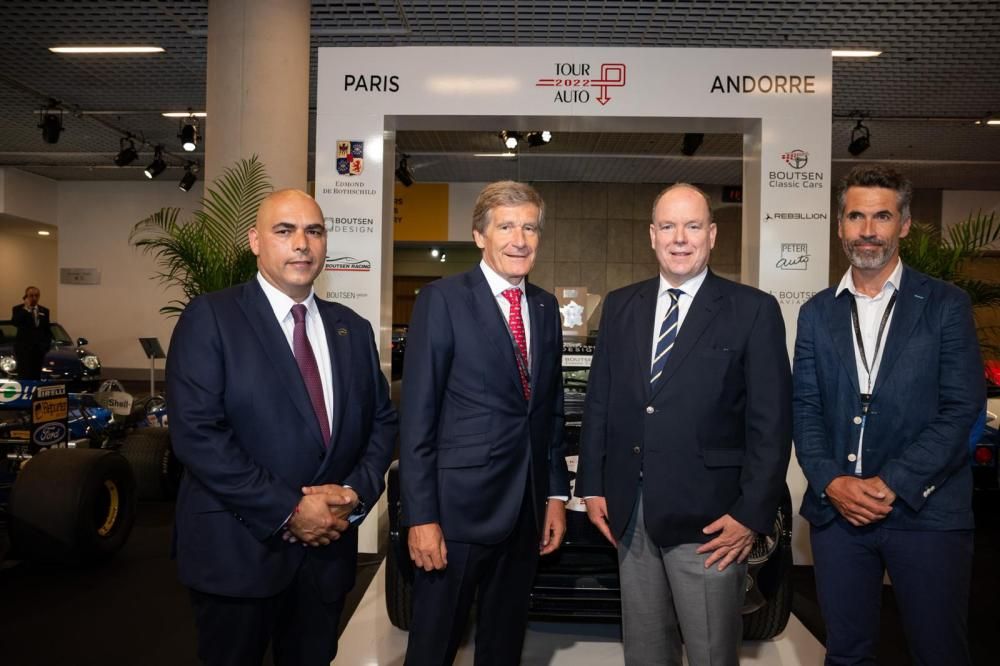 Top_Marques-5_inaugurazione_Principe_Alberto_II_Gaetan_Luci_Palais_Princier-1654857338316jpg--