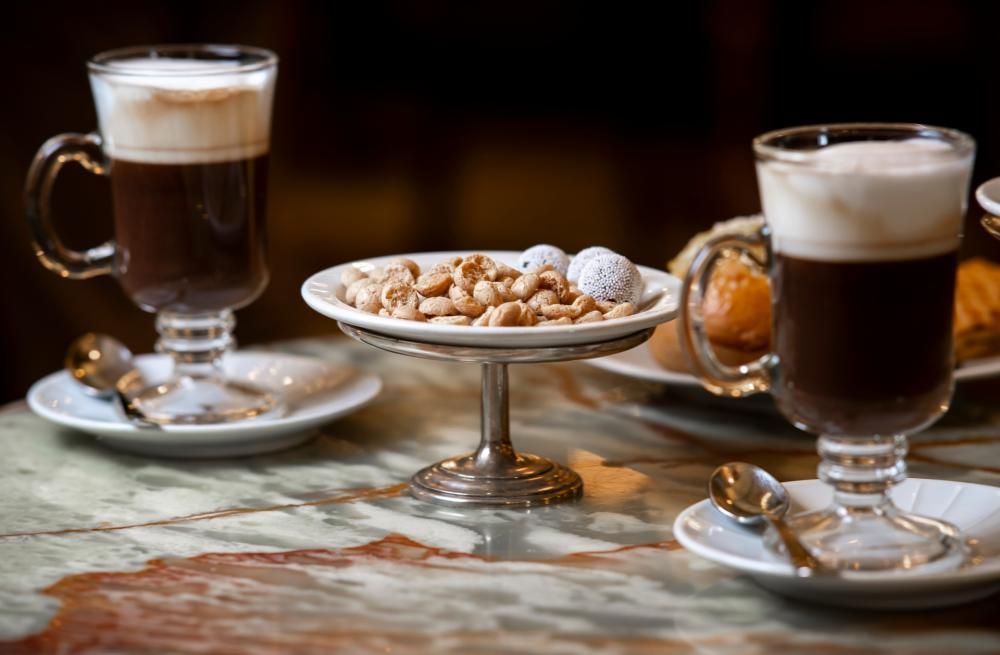 Torino__Bicerin__Caffe_storico_Archivio_VisitPiemonte__GettyImages__GPerottino-1594917645698jpg--
