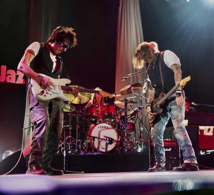 UmbriaJazz2022-JeffBeck_JohnnyDepp-GB205496-1658220509075jpeg--