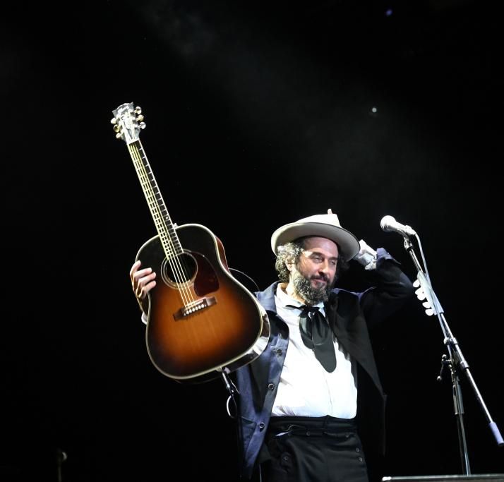 UmbriaJazz2024-Vinicio_Capossela_12-7-24_foto_Belfiore__34_-1721030241327jpg--