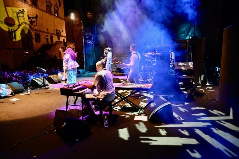 Umbria_Jazz_Pza_IV_Novembre_Thornetta_Davis_13-7-24_PH_GBelfiore__11_-1721033588695jpg--