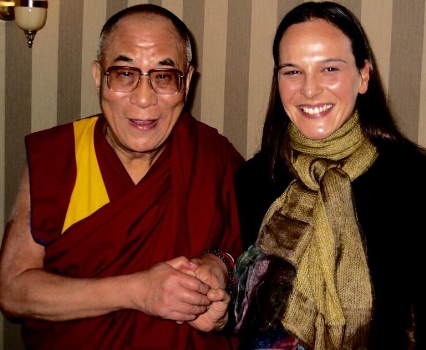 VALERIA_CAGNONI_E_IL_DALAI_LAMA_-_BERGAMO_-_BRESCIA_UNA_DUPLICE_RINASCITA-1672658154108JPG--