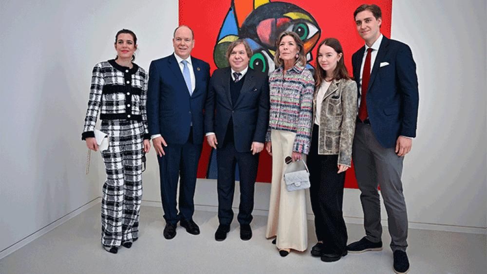 Visita_Famiglia_Principesca_esposizione_Umanoidi__Mika_Alesi_-_Palais_princier-1680853739558jpg--