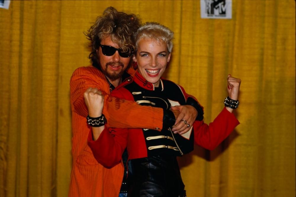 ZXXA001001jpg--dave_stewart_and_annie_lennox