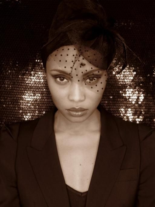 ZZ0F03B6A0jpg--imany