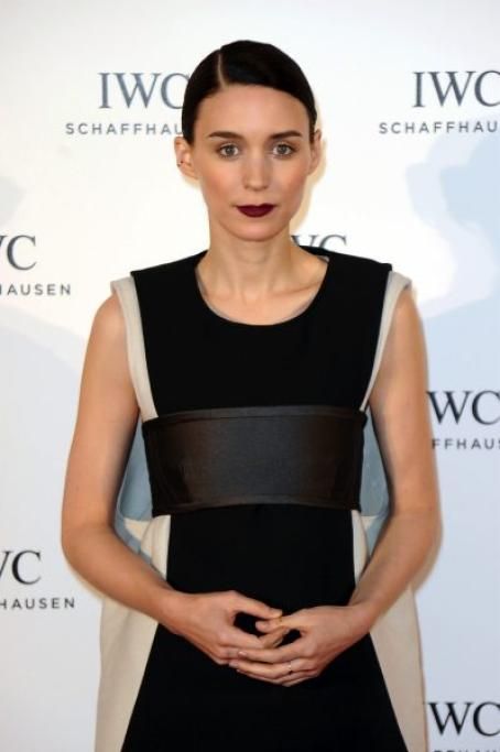 a-spl546430_001jpg--il_red_carpet_delle_star