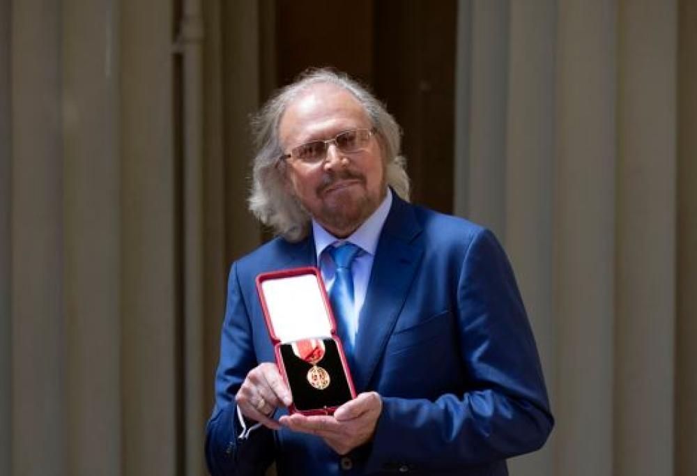 26 giugno 2018:  Barry Gibb nominato cavaliere dal Principe Carlo