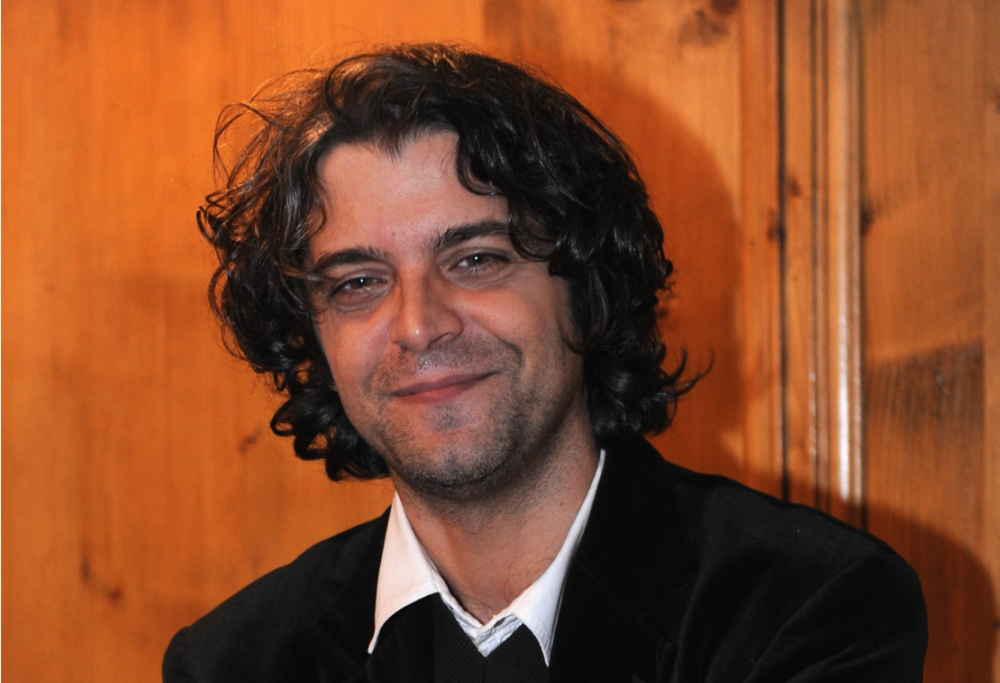 Samuele Bersani dedica un commovente omaggio a Lucio Dalla