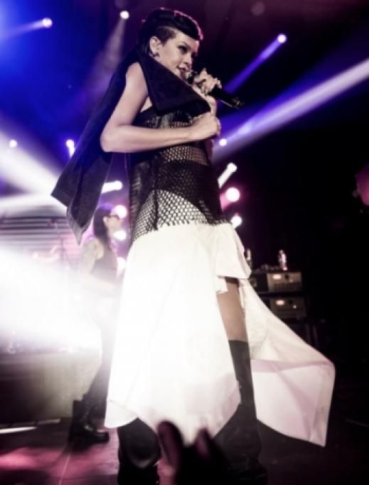 berlino21jpg--rihanna_777_tour__berlino