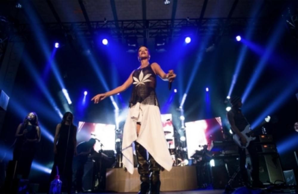 berlino5jpg--rihanna_777_tour__berlino