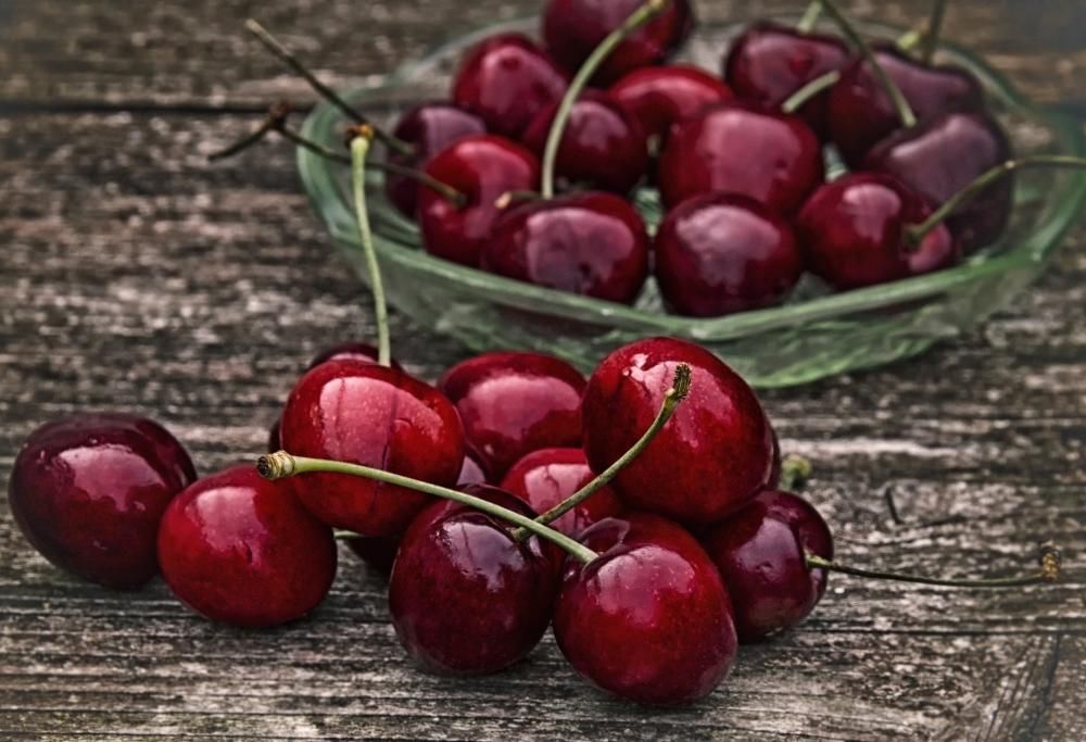 Adotta un ciliegio e ricevi la frutta direttamente a casa