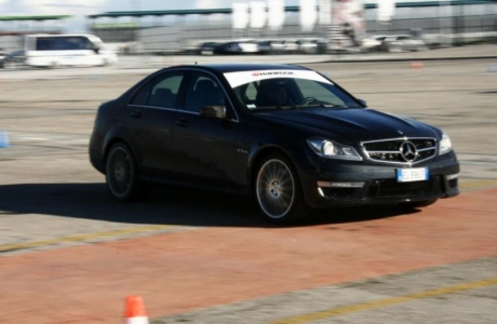 cicca_controsterzojpg--pneumatici_hankook