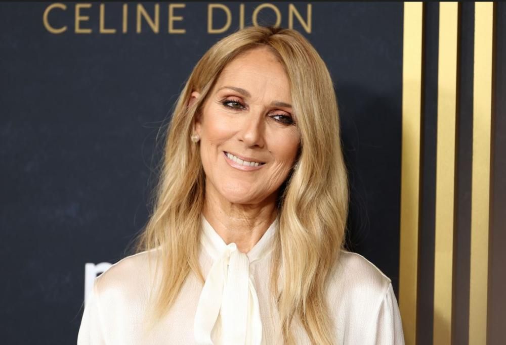 Celine Dion raggiante all’anteprima del documentario sulla sua vita: il video