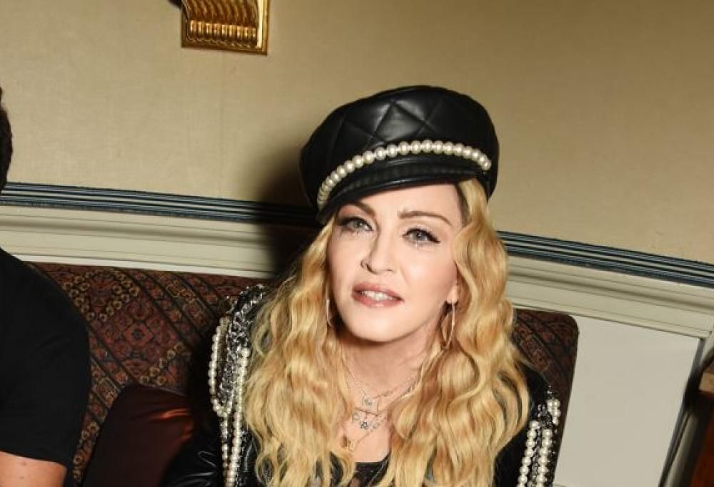 Madonna aveva avuto la febbre per un mese prima del ricovero