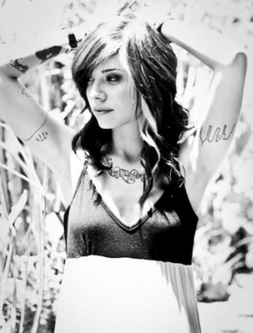 e44658da-4b31-4c26-921e-f1ee88876158jpg--christina_perri