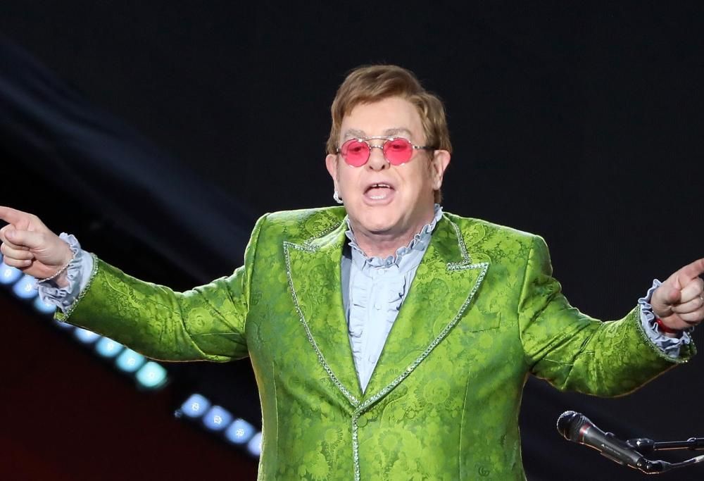 Elton John: le foto a Parigi con Ed Sheeran e Charlie Puth sono davvero irresistibili!