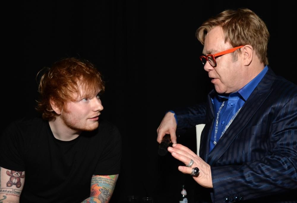 Ed Sheeran è felice che Elton John gli abbia soffiato il primo posto in classifica