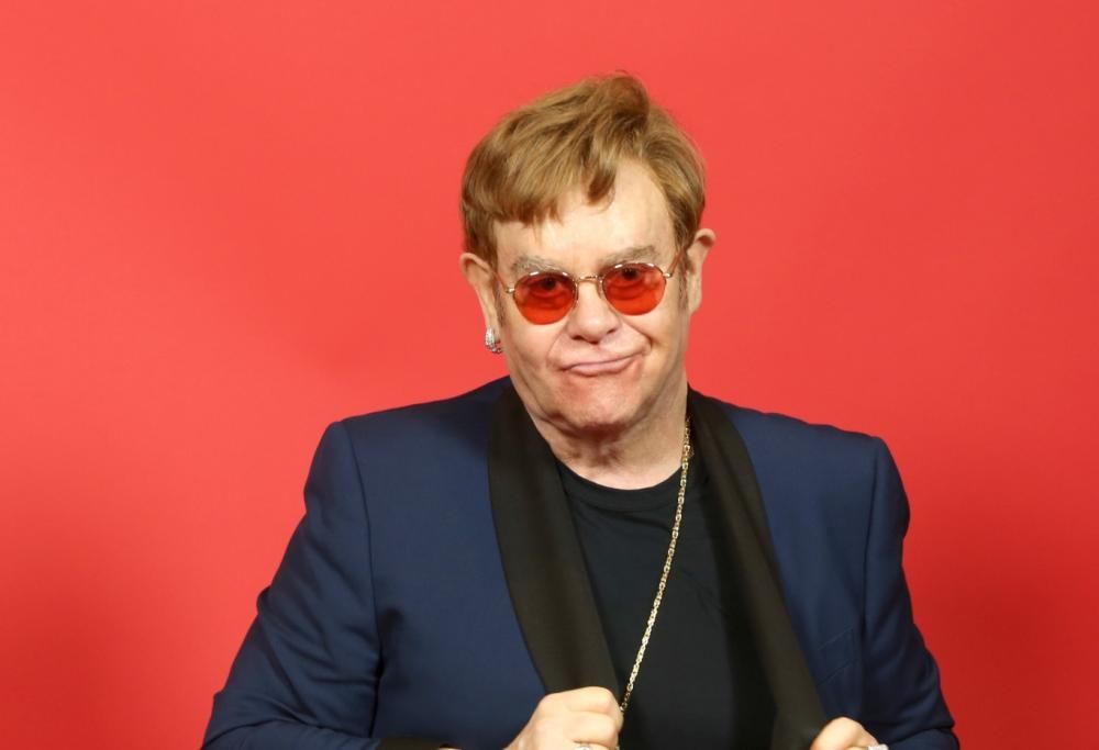 Elton John pubblica il nuovo album