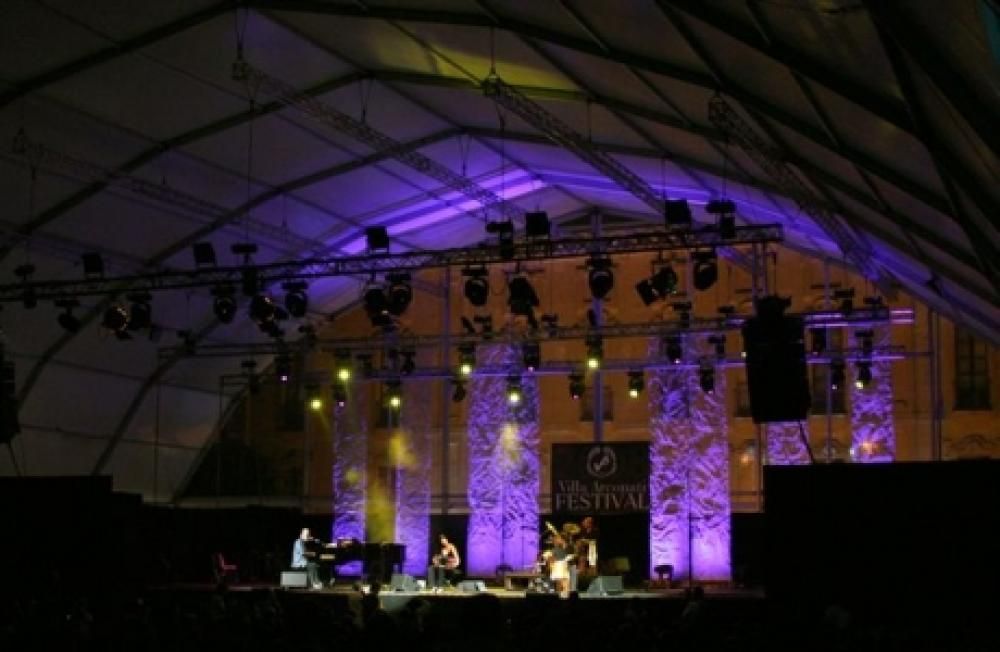 festival04jpg--villa_arconati