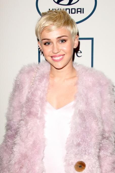 foto25jpg--56th_annual_grammy_awards_pre_grammy_gala_and_salute_at_the_beverly_hilton___part_2