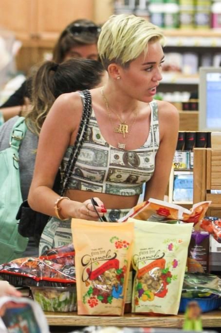 foto32jpg--lo_shopping_delle_star