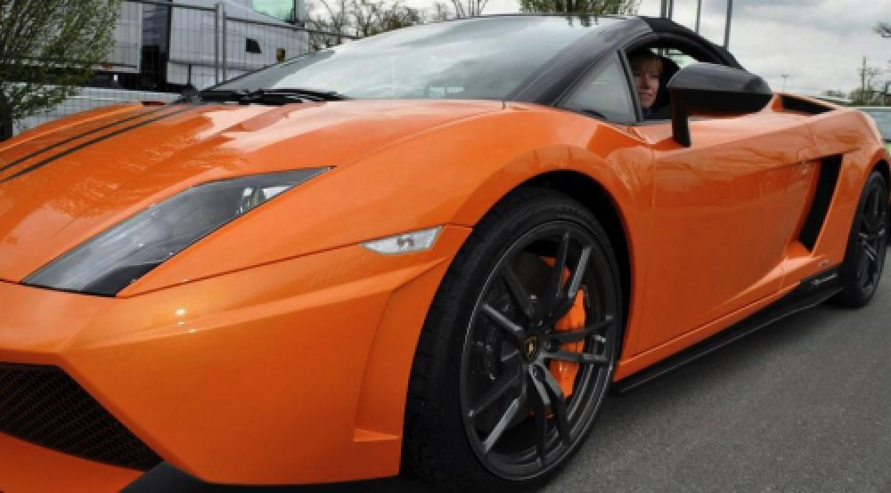 gallardo10jpg--gallardo_vs_countach