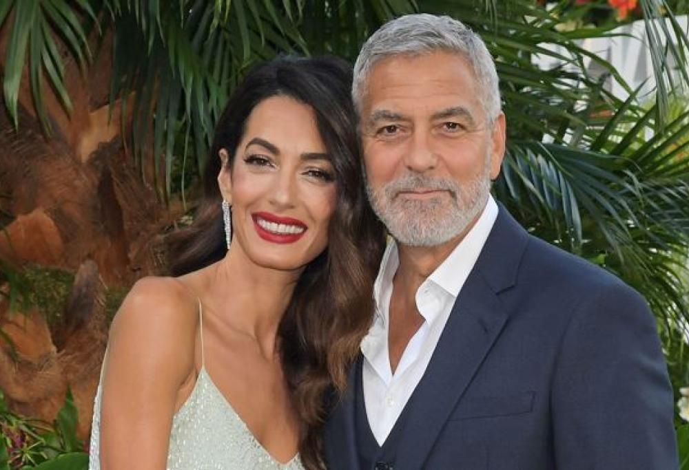 George Clooney e Amal felici in Italia con i figli: le foto