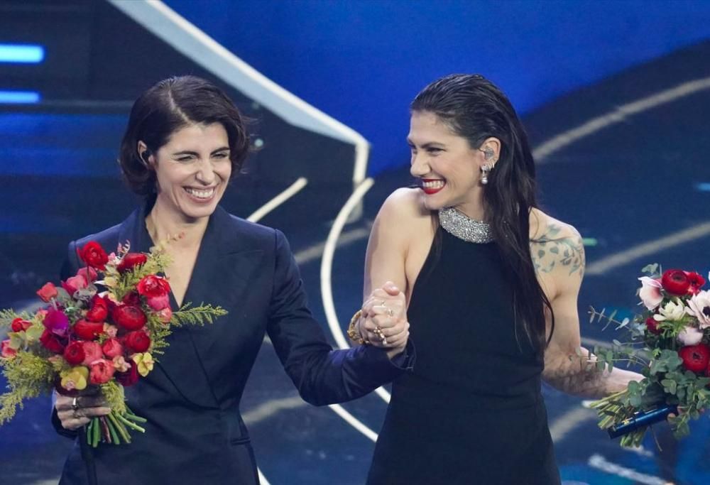 Giorgia ed Elisa possono davvero cantare di tutto: la prova in un video