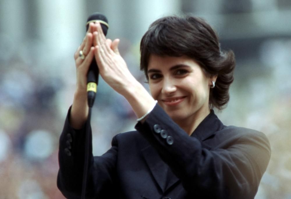 25 febbraio 1995: quando Giorgia trionfò con “Come saprei”