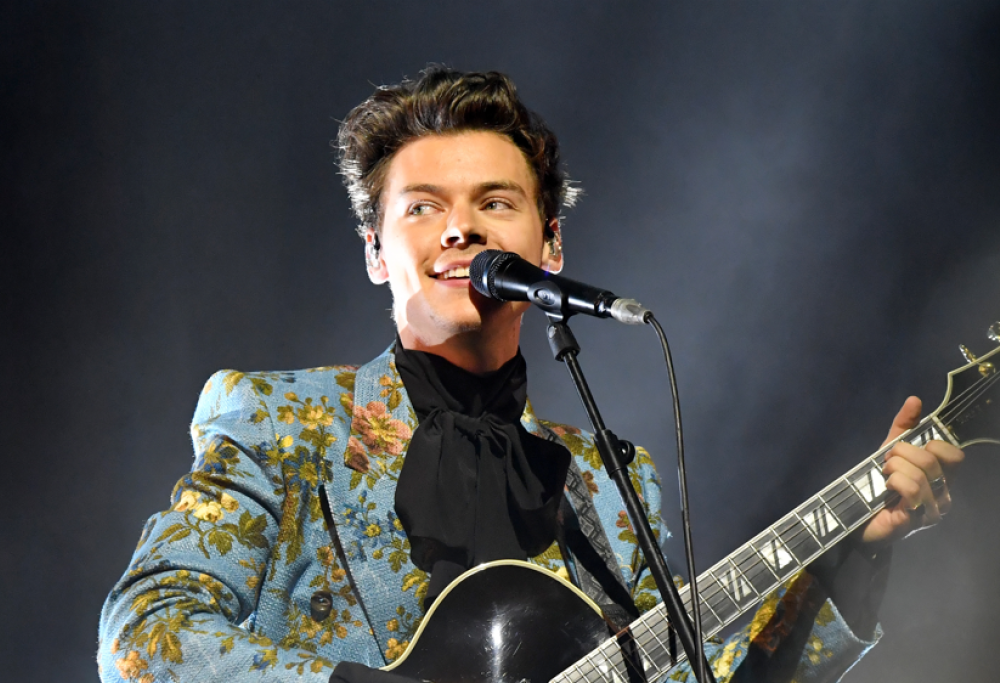 Harry Styles canta Se telefonando di Mina