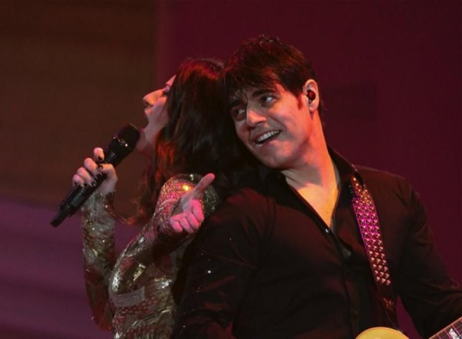 laura-pausini-radio-105-02jpg--laura_pausini
