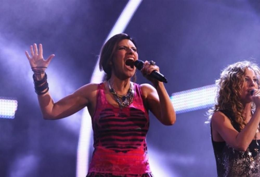 Laura Pausini presenta a Disneyland Parigi  l’album “Laura Xmas”