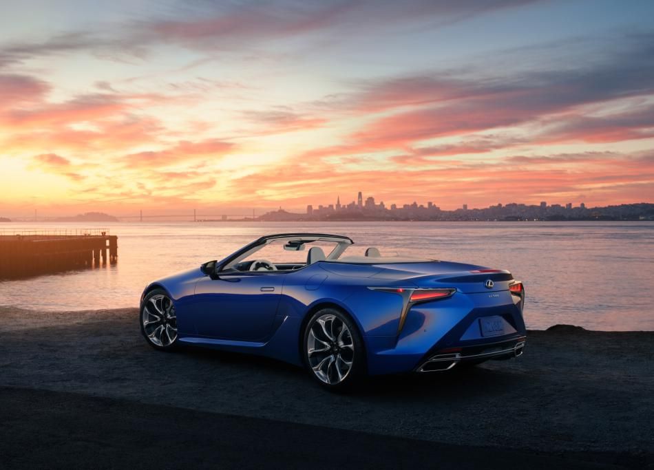 lexuslcconvertible02topdownhires-777767-1598637828213jpg--